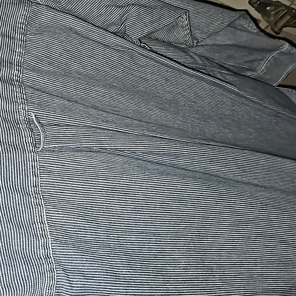 Warner brothers heavy Denim long sleeved shirt - Picture 3 of 7